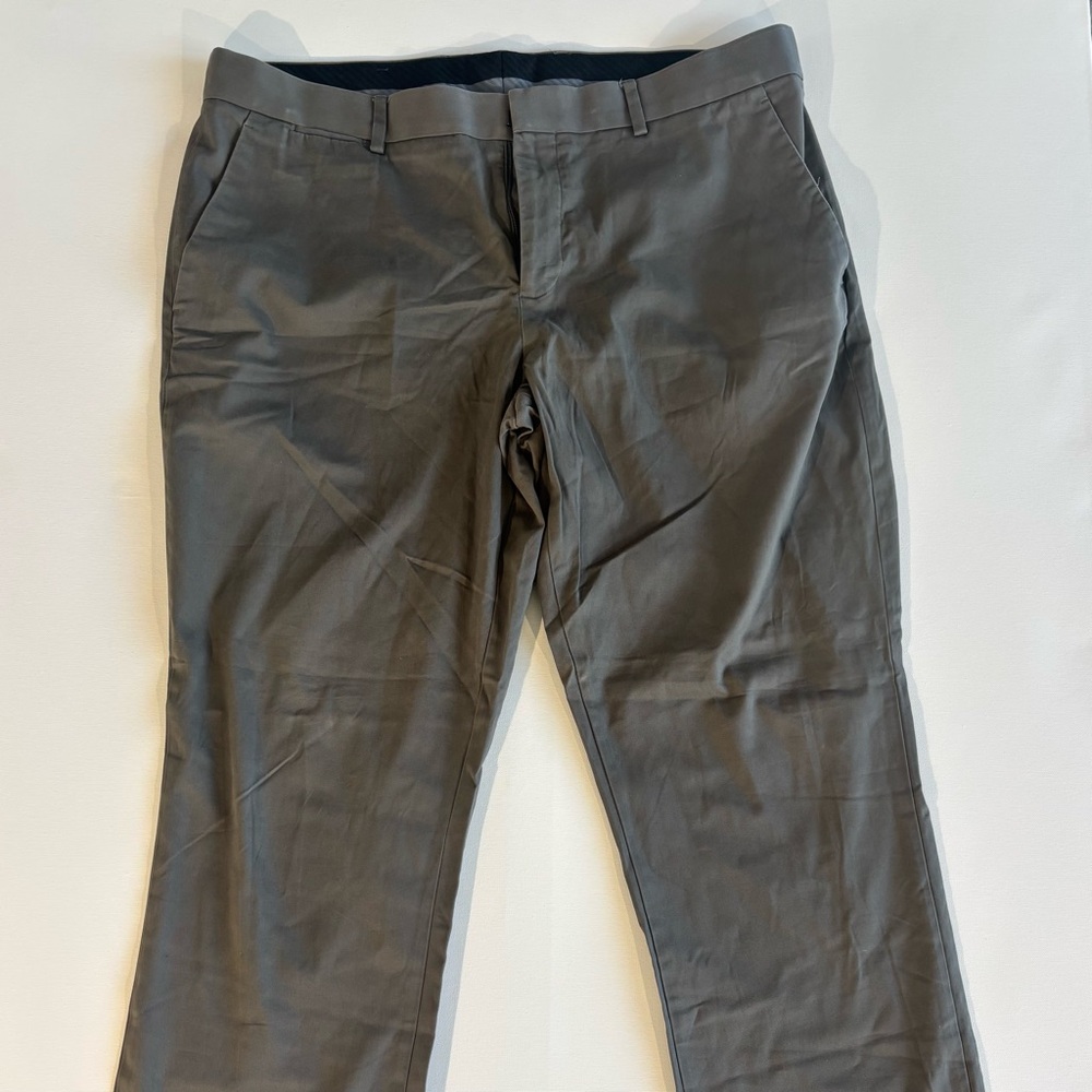 36/32 Express Men's Light Grey/Sage Chinos